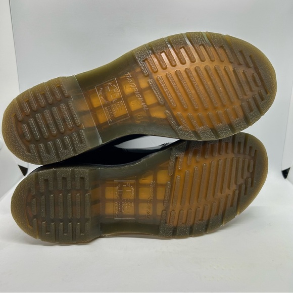 Dr. Martens 2976 Black Patent Leather Chelsea Boot Womens Size 7 - Picture 7 of 9